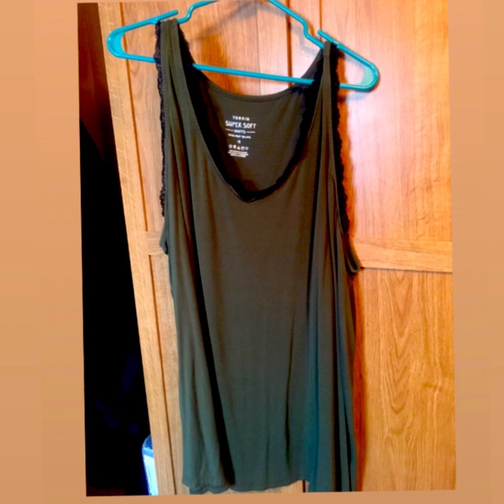 Torrid size 4x olive top